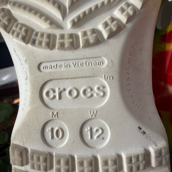 Crocs Classic Clog Tie Dye Rainbow Men's Sz 10 Womens Sz 12 - Picture 7 of 8